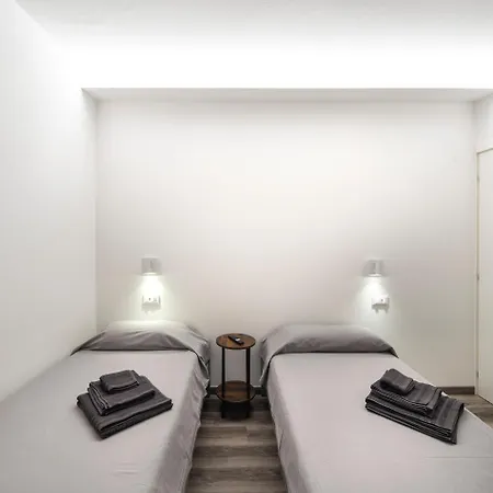 Borgo Il Castello アパート モンティキアーリ